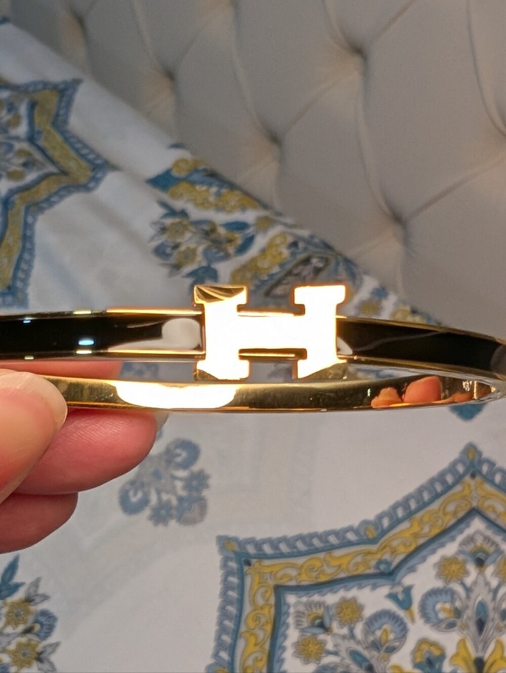 Gold & Black Enamel H Clic Bracelet